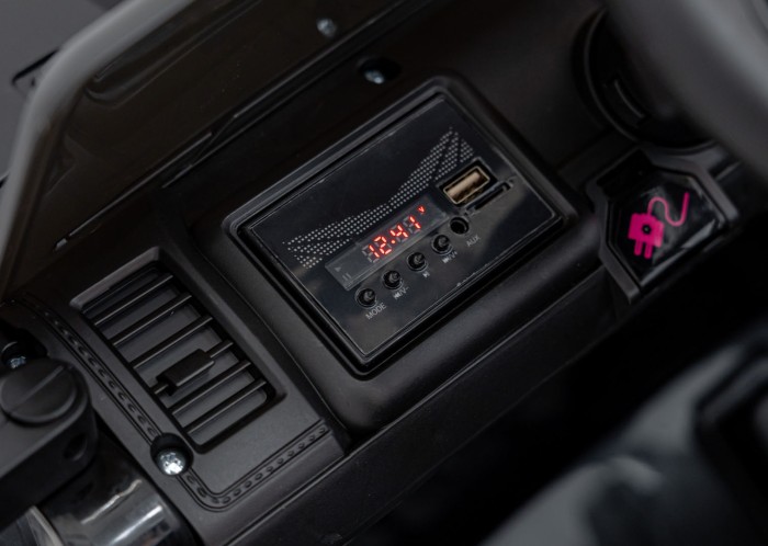 Pojazd Off Road MOUNTAIN Czarny-11 7470 