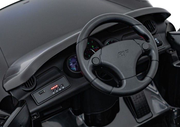 Pojazd RUF CTR3 Czarny-20 7474 