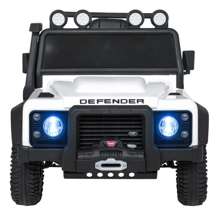 Pojazd Land Rover Defender 110 SVX Concept Biały