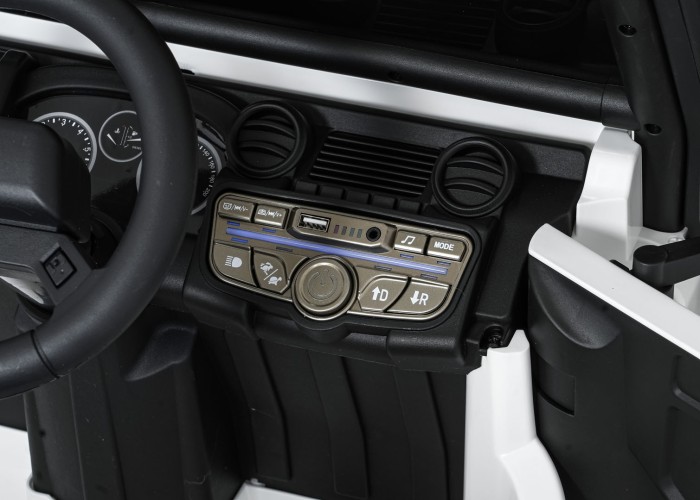 Pojazd Land Rover Defender 110 SVX Concept Biały-13 7499 