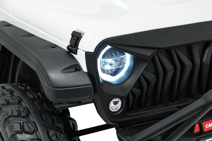 Pojazd Terenowy PASSION 4x4 Biały-21 7516 