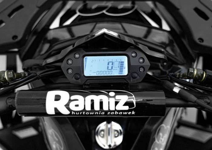 Pojazd Quad Spalinowy 125CC DISCOVERER Czarny-12 7570 