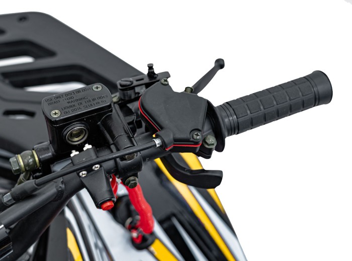 Pojazd Quad Spalinowy 125CC DISCOVERER Żółty-21 7574 