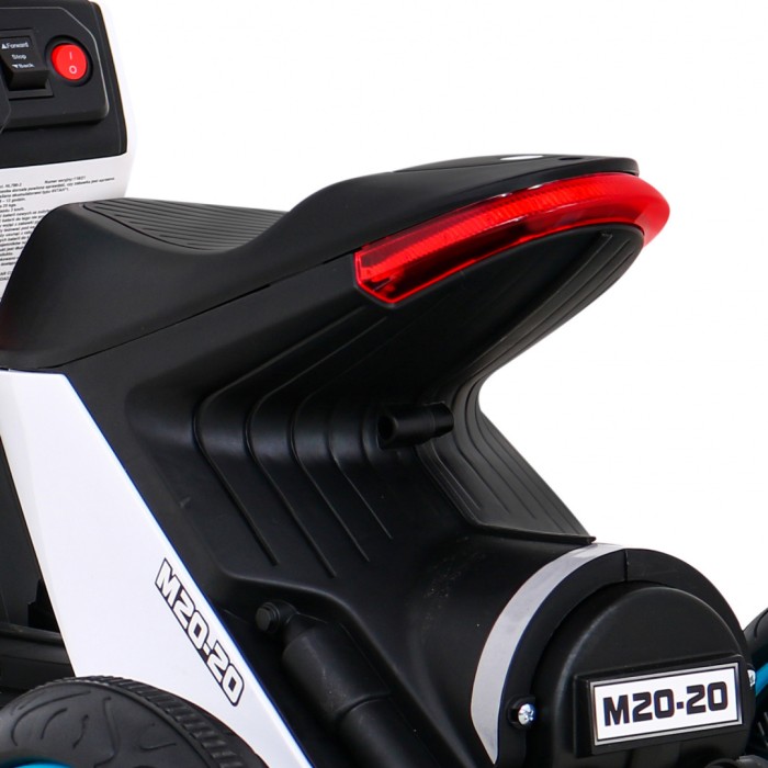 Motorek ADVANCE Biały-11 7600 