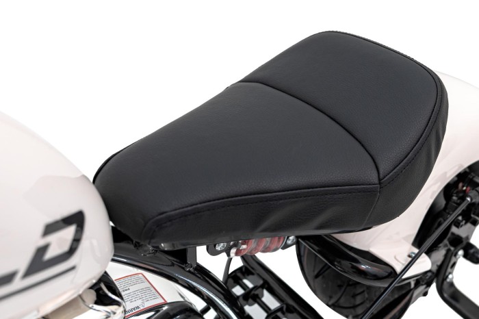 Pojazd Motorek Chopper Warrior Biały-17 7646 