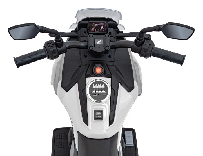 Motor Honda NC750X Biały-8 7841 