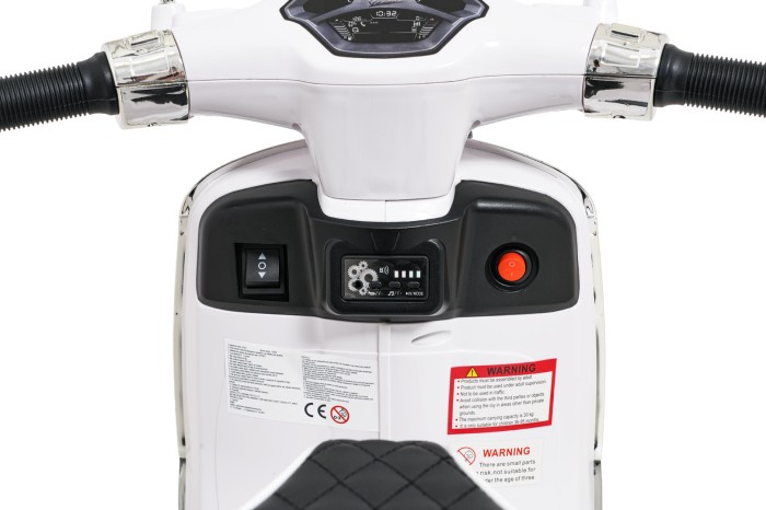 Pojazd Skuter Vespa ROMA Biały motorek dla dziecka-11 7860 