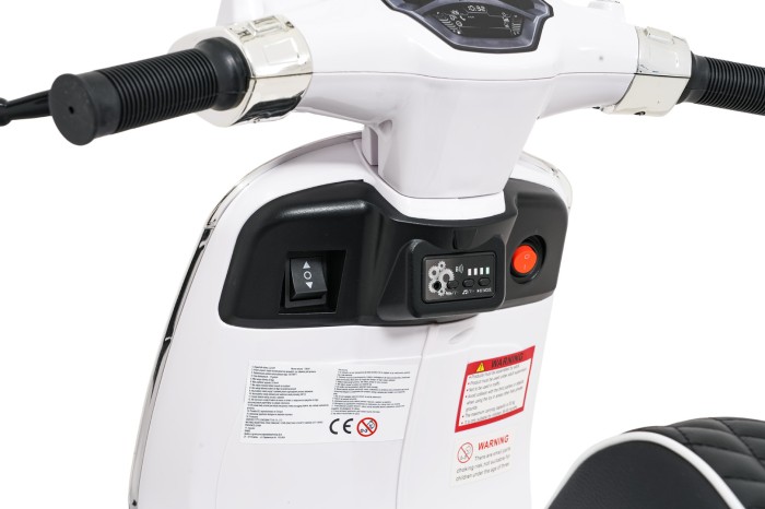 Pojazd Skuter Vespa ROMA Biały motorek dla dziecka-13 7860 