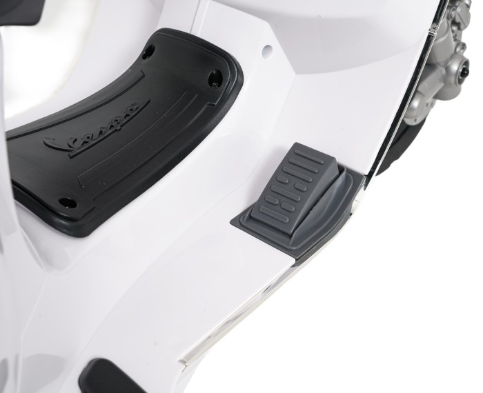 Pojazd Skuter Vespa ROMA Biały motorek dla dziecka-14 7860 