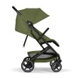 Cybex Beezy 3.0 w kolorze Moss Green - widok z boku z oparcie w pozycji siedzącej