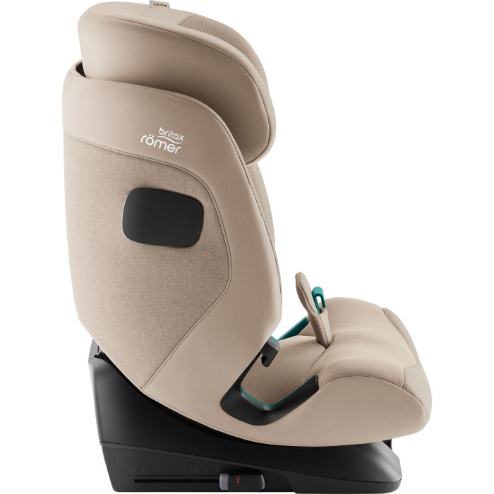 Britax Romer Safefix kolor Teak fotelika dla starszaka - zdjęcie z boku