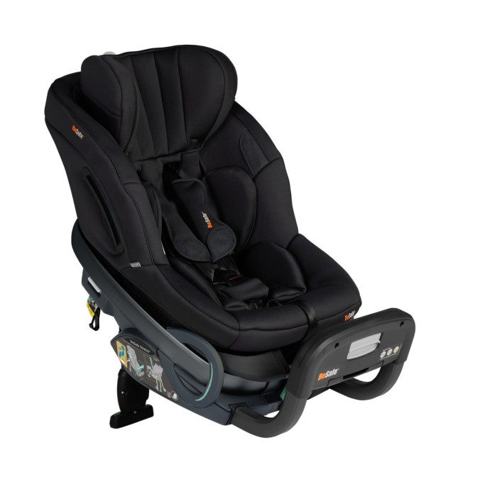 fotelik-samochodowy-besafe-stretch-2-czarny-soft-breeze_29421_01.jpg