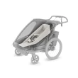 thule infant sling - hamaczek do przyczepki Chariot - zdjęcie w przyczepce podwójnej