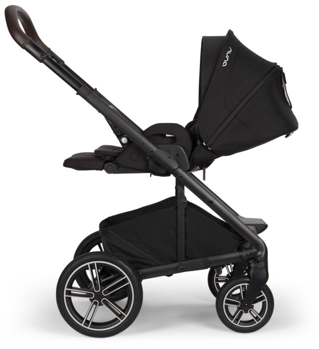 nuna mixx next - wózek dziecięcy 2w1 - kolor caviar v2 - wersja spacerowa (pozycja na płasko, tyłem do kierunku jazdy) - widok od boku