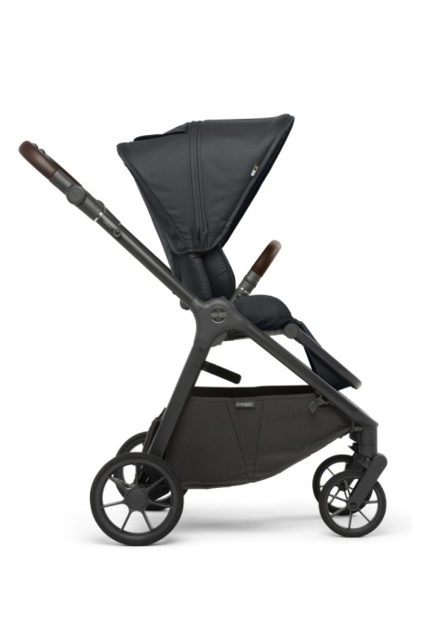 wózek spacerowy - mast m.7 - kolor dark grey - siedzisko przodem do kierunku jazdy - widok od boku